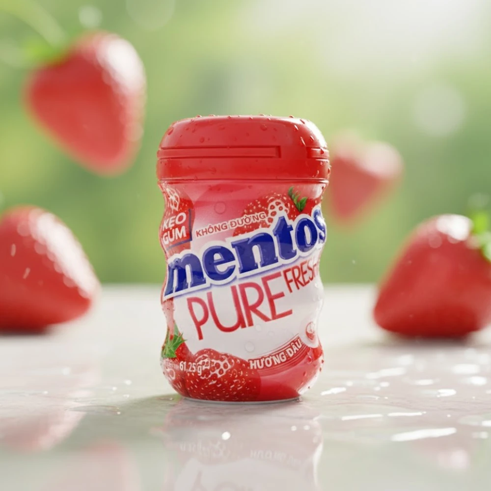 Mentos Pure Fresh Strawberry Chewing Gum - 61.25g